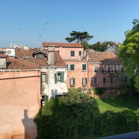 Appartamento Rio De La Fornace Venice Exterior photo